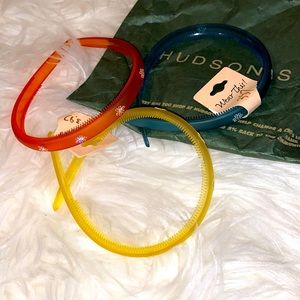 NWT Wear This- Young Girl Plastic Headbands Flower Detail- Red Blue Yellow